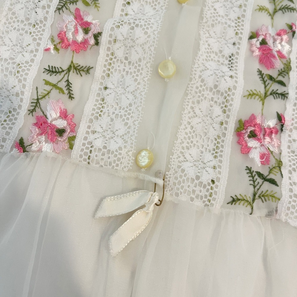 Vintage 70s White Sheer Floral Embroidered Peignoir Robe Coquette Cottagecore S - Picture 6 of 11